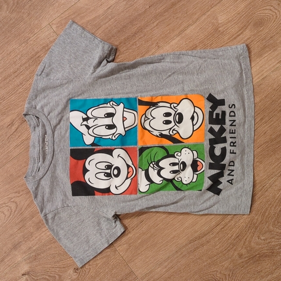 Disney Other - M Disney shirt
